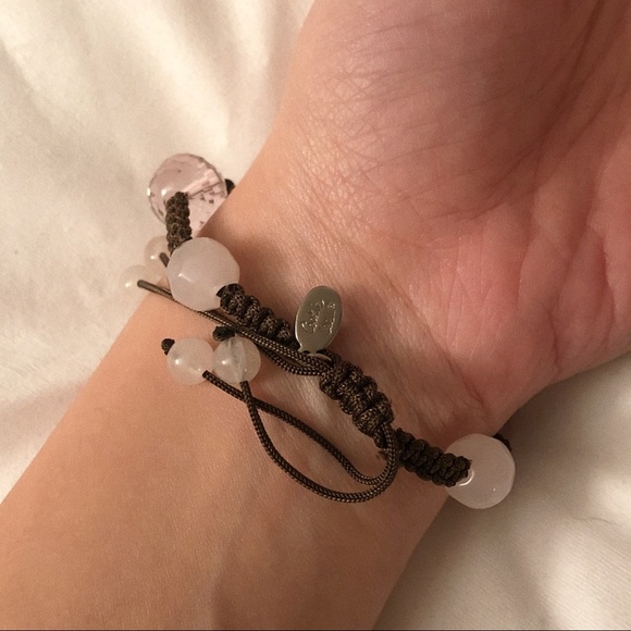 Bracelet with pull string and nice beads - Picture 4 of 4